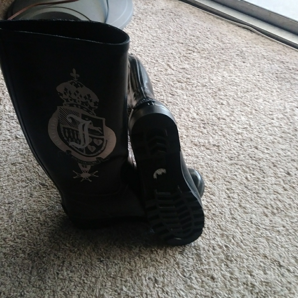 Juicy Couture rain boots